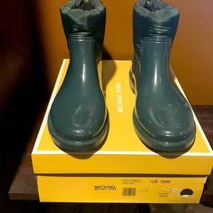 MICHAEL Michael Kors Blakey Rainbootie with box
